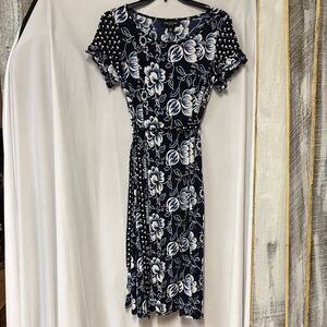 Perceptions Navy and White Floral Midi Dress